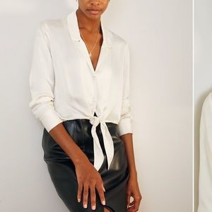 Aritzia Wilfred Tie front blouse